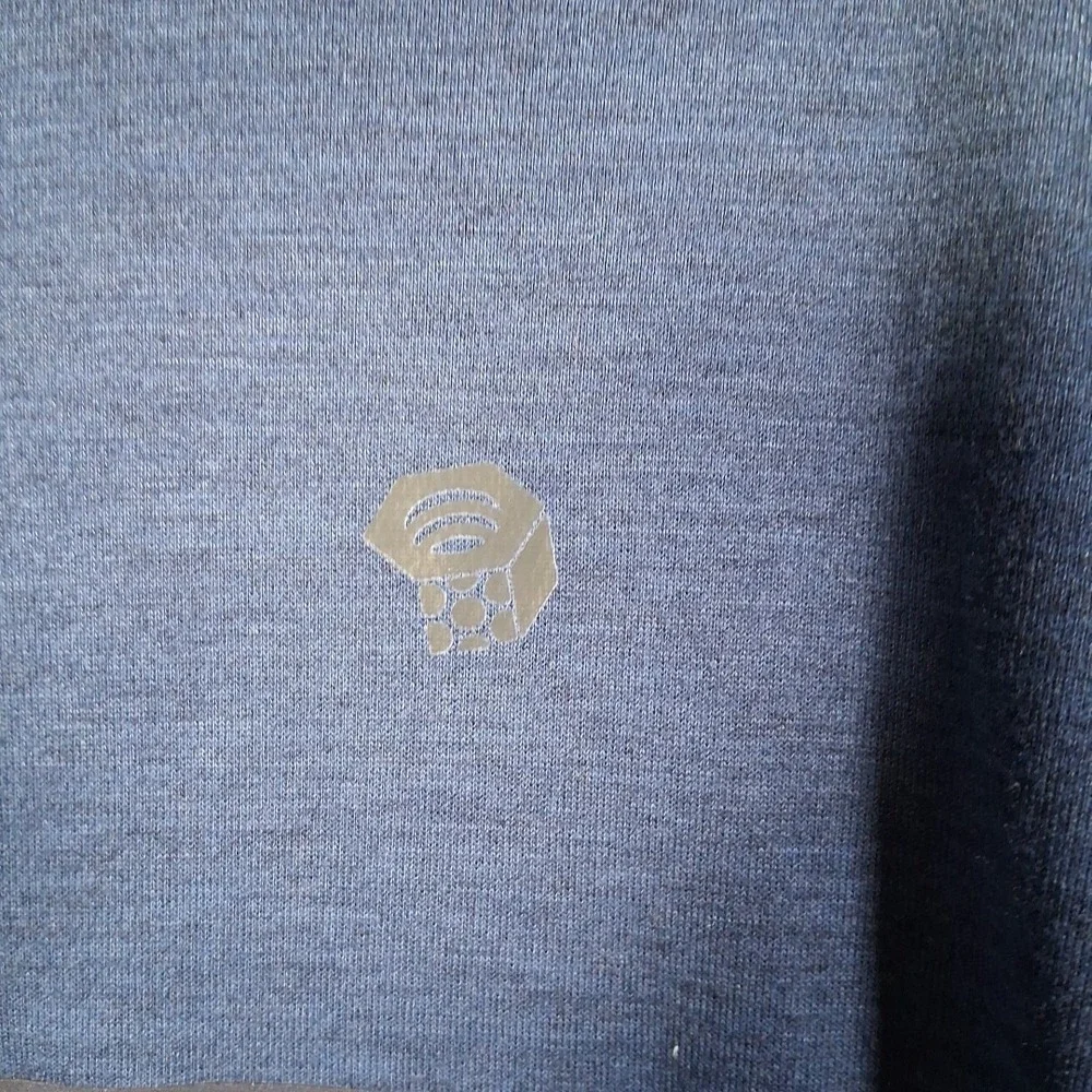 Mountain Hardwear Cragger Long Sleeve 1/2 Zip Sweater Men Size Small Lightweight